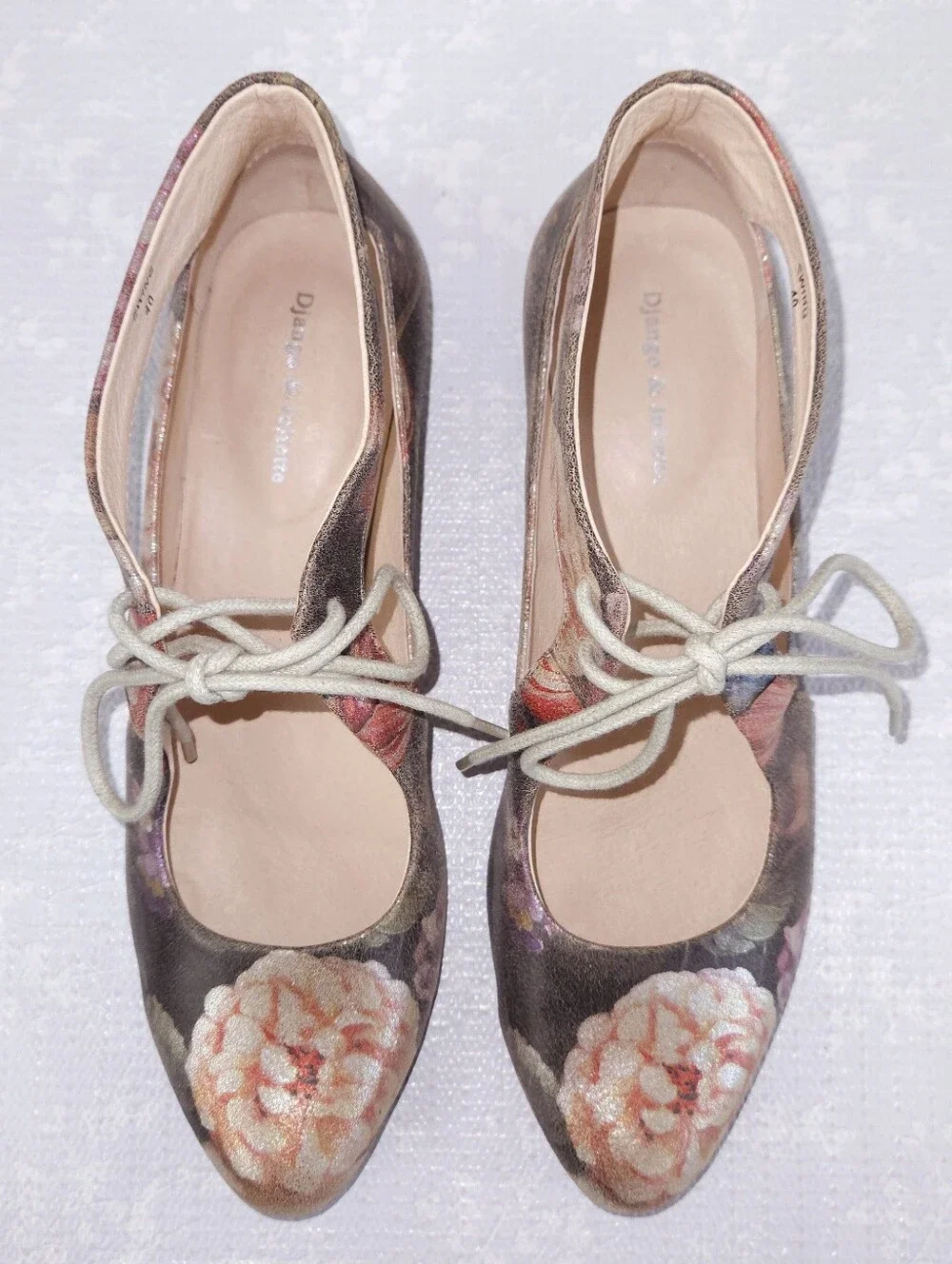 Django & Juliette Lace-Up Mary Jane Flats Ewing Floral Cut-Out Leather Boho